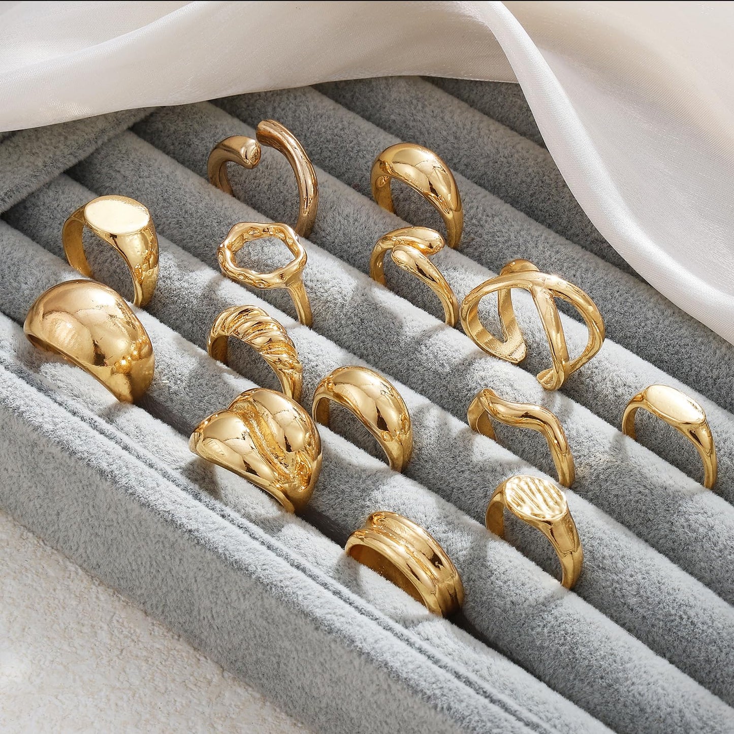 BAWDY Rich Girl Energy Rings ā Bold Dome 14K Plated